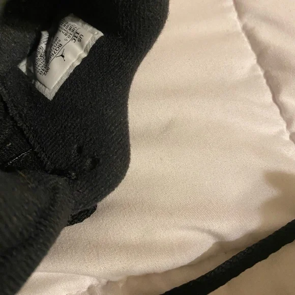 Nike air jordan 4 retro black cat